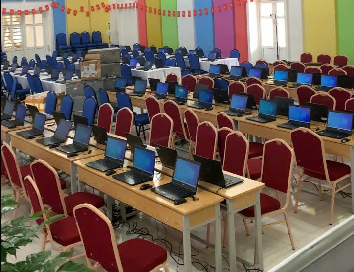 Laptop đồng bộ cho khóa đào tạo doanh nghiệp