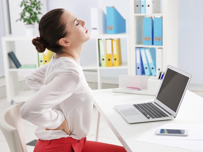 Tư thế ngồi laptop giúp nâng cao sức khỏe và hiệu suất