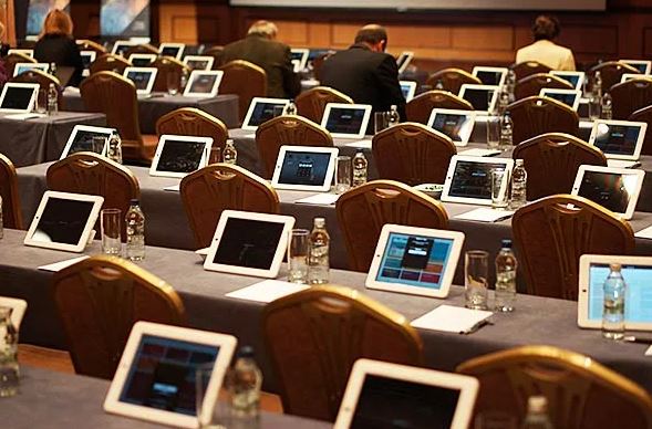 Tại sao nên thuê iPad khi tổ chức sự kiện, hội nghị
