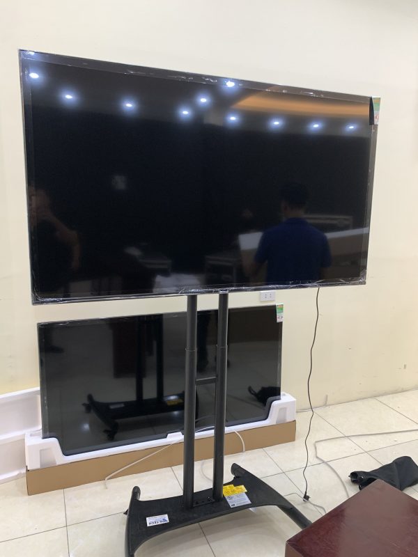 thuê tv hay màn hình LED cho sự kiện