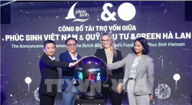 Quả cầu LED sử dụng trong sự kiện khai trương