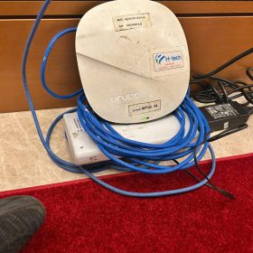 Hệ thống WiFi phục vụ 300 người tham dự hội nghị doanh nghiệp